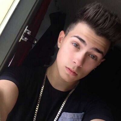 TheZacMannSP's profile picture. Official account of @TheZacMann in Spain.  ||16 years old music artist||  Ig: @TheMannZac  - Sunshine (Official Video): http://t.co/fg8LzX8jHS