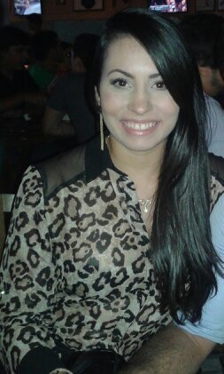 23, Libriana, Mercadóloga.