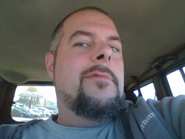 TaLLGLa55ofSLaY's profile picture. 