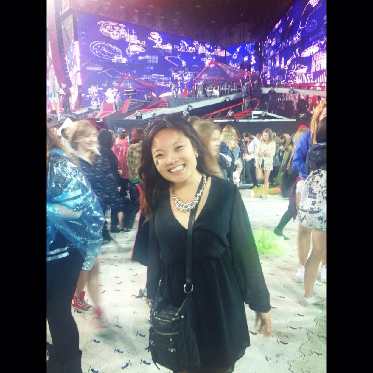 jilliancfern's profile picture. good girls are bad girls that haven't been caught.