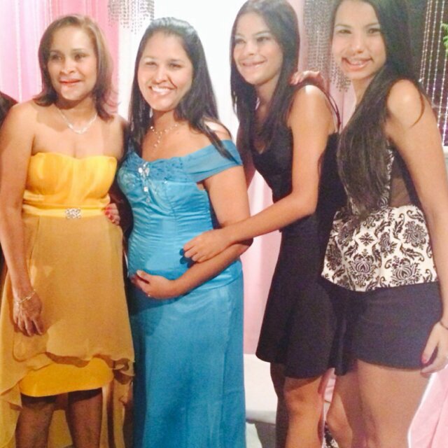 Vive por los momentos que no se pueden poner en palabras.....          SebastianAndres mi vida♥.              Caibera