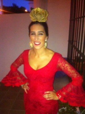 crismaciass's profile picture. 32.