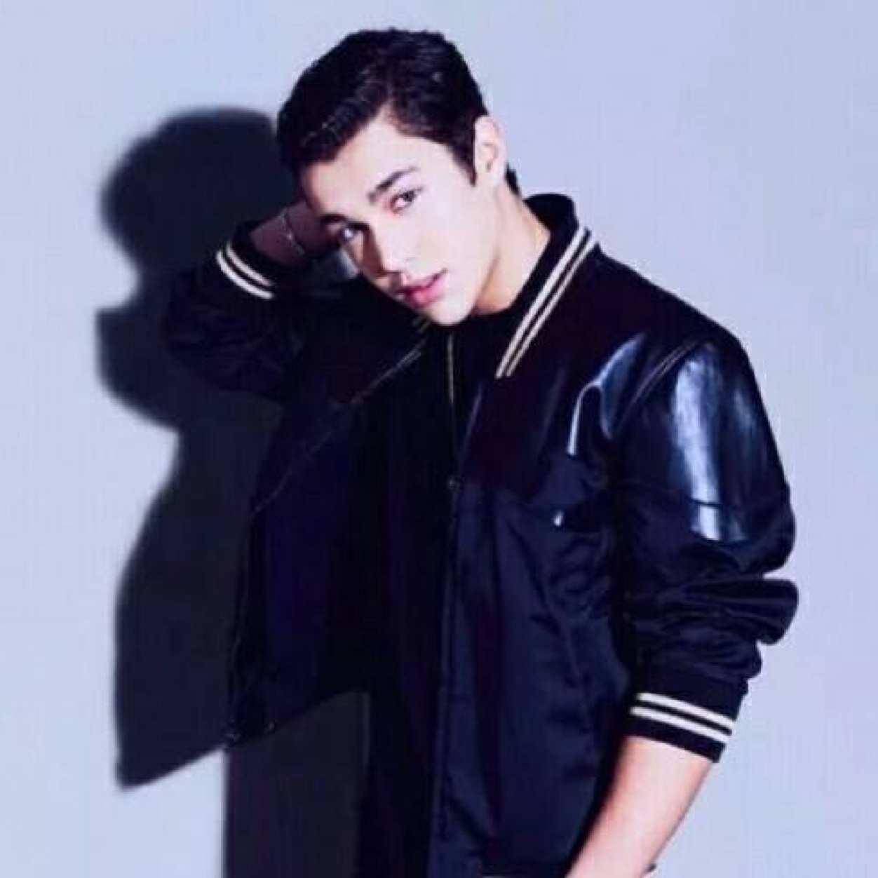 Well congrats on your free follow❘Dont follow back, follow me back on @Morelikemangos ↓also please follow me on Instagram↓ http://t.co/z21aOMZlxx