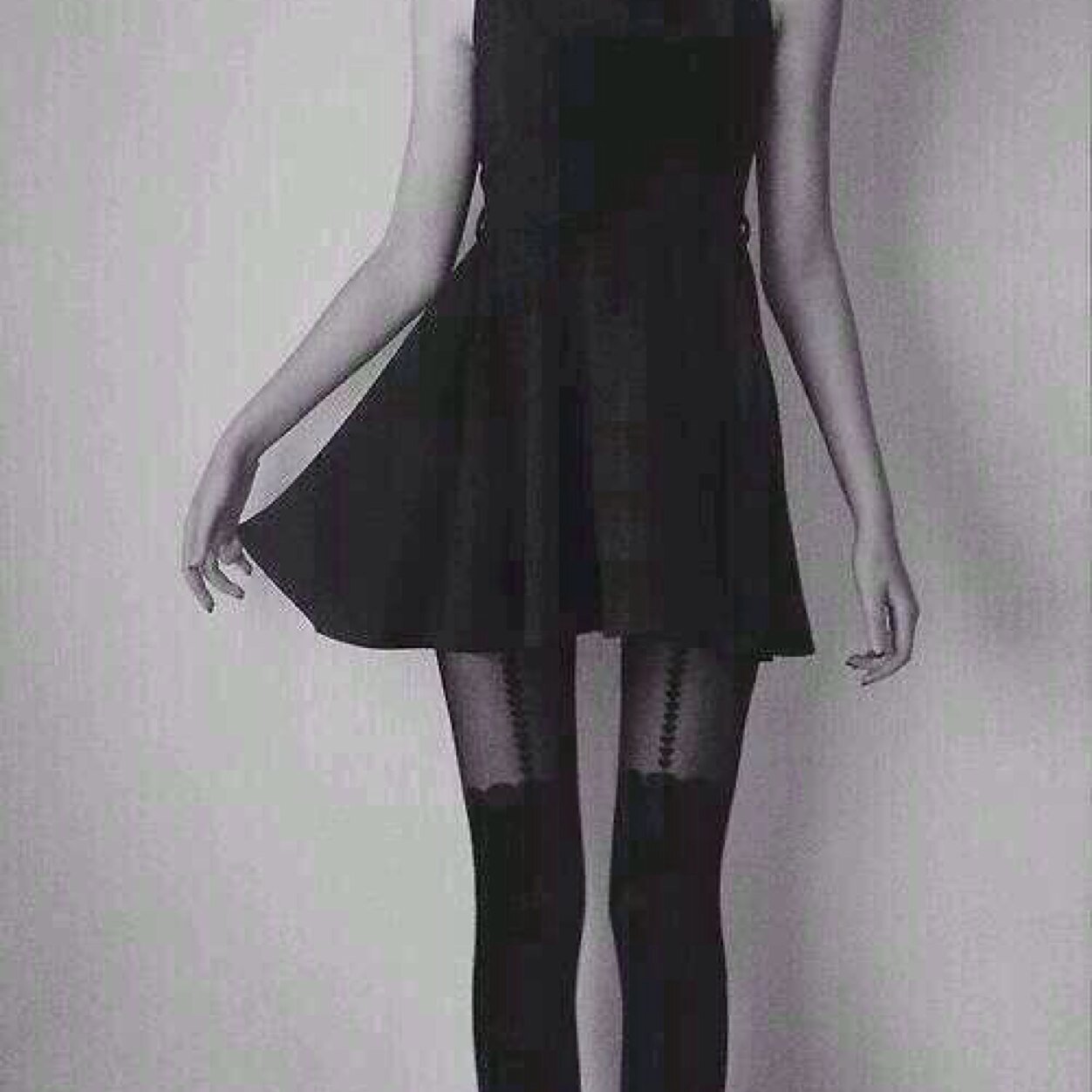 AnaMyFriendx's profile picture. welcome to my fucked up world | UGW:100