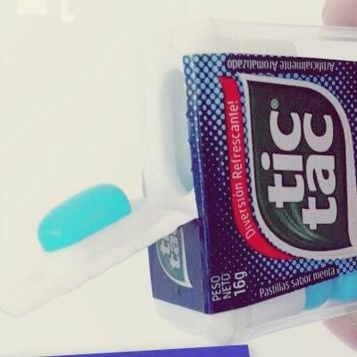 pastillitaloca's profile picture. Soy la tapita del Tic Tac y sirvo para apollar las pastillitas en mi y que no se caigan, siganme y los sigo tictwitteros♥