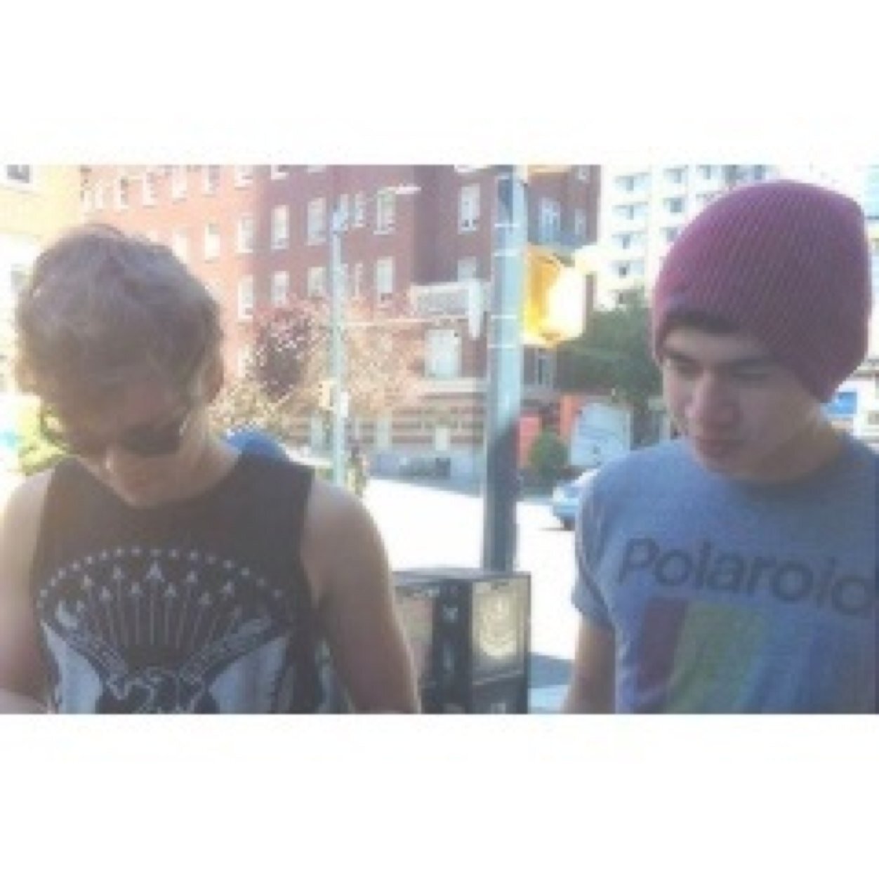 Hey follow @veggiecalum shes looking for new mutuals. (You can ask for help with muke/4 + band)