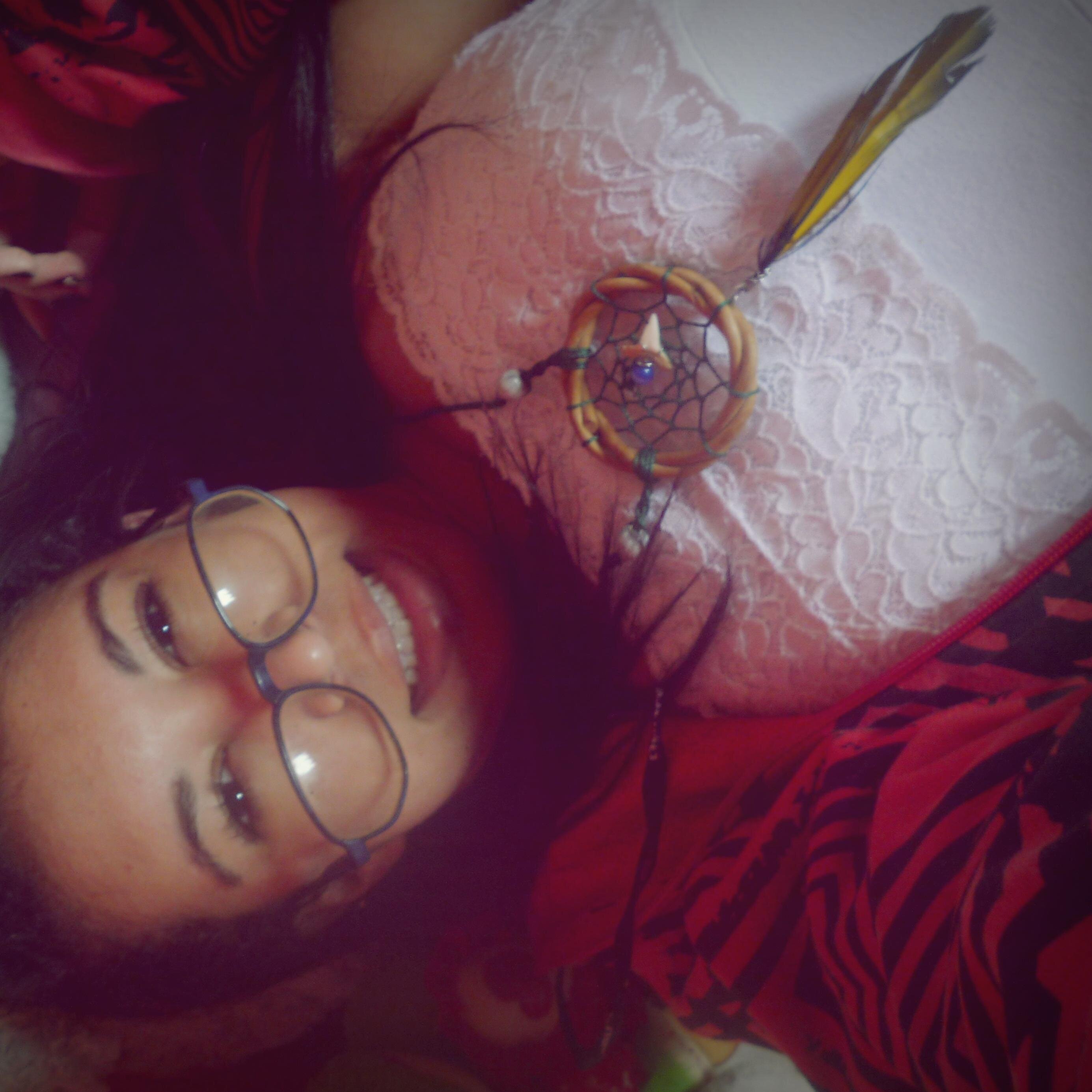 Ser feliz é amar você  ~~ ◕‿◕ @Thi