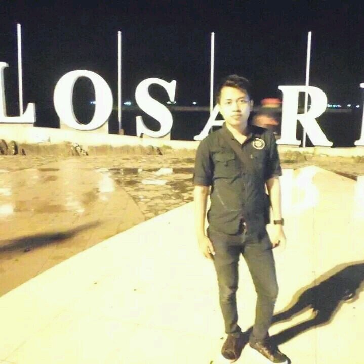 belajar serius tuk llus kul...T.ARSITEKTUR(UMS)2011..just love in my life...