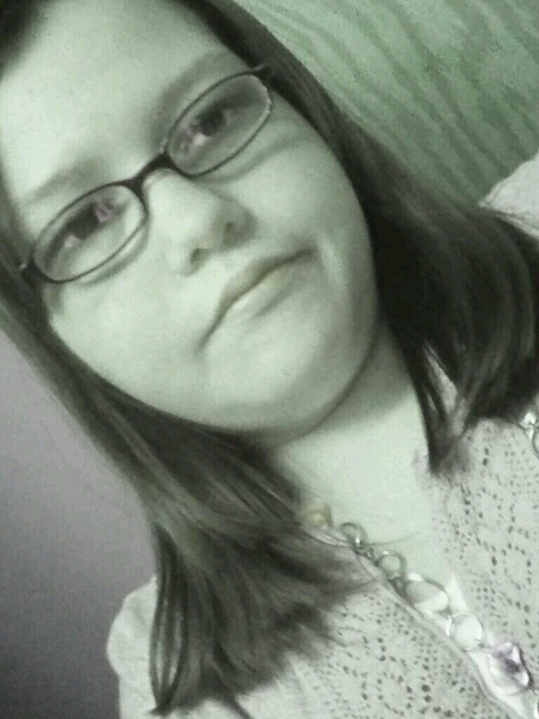 I love Ashley Purdy I'm crazy a bout him I'm a BvB army tattoos I'm real goth I'm very much cool I loved horry movie