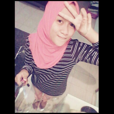 iAnakRosli's profile picture. wcht id; ianakrosli