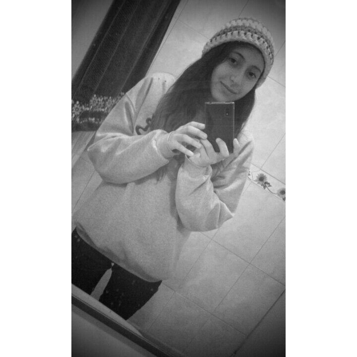 Hi!, ¿cantantes? Justin Bieber, One Direction, Demi Lovato, Miley Cyrus....|Chile| Solo pide Follow Back