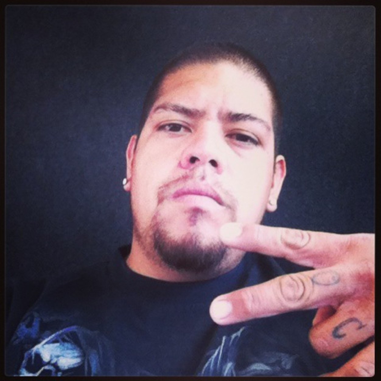 CARWASH_TONY's profile picture. Fuck it thug life live life not giving a fuck