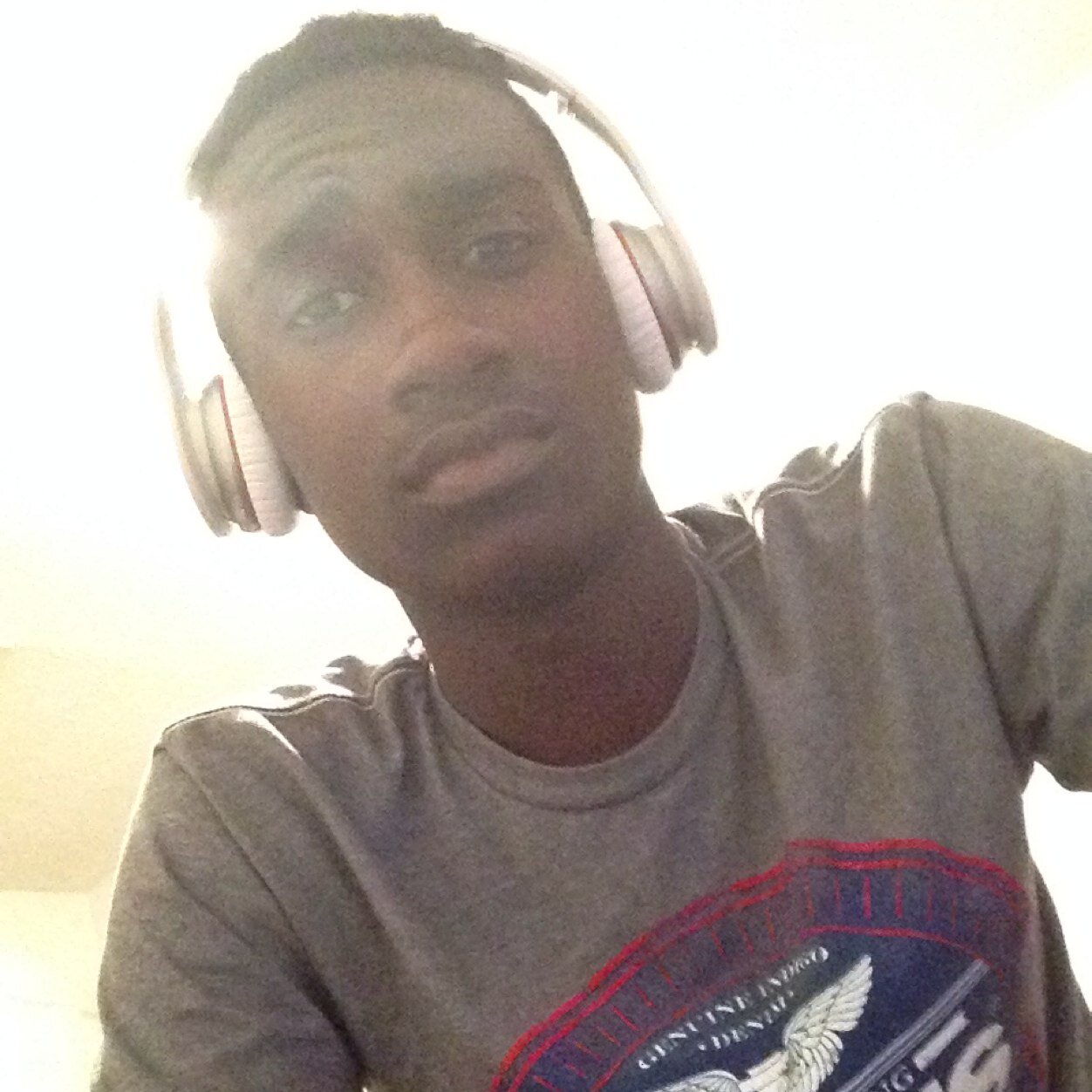 I'm 6'7! Yea I Ball #22! My Location: Shine World! God, Money, Chicken, And Nike Socks!