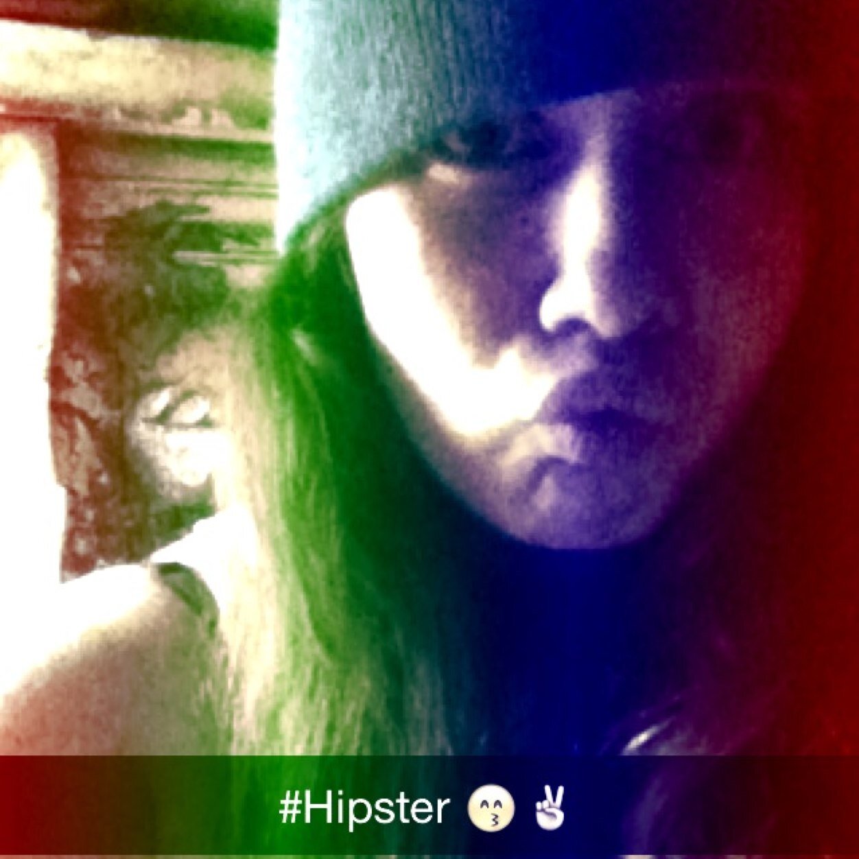 Hai ^^ I'm Sky I'm a swimmer ❤and a singer ❤and a metal head ✌I love music ☺I'm a dreamer of far fetched dreams ✌All you people are beautiful❤