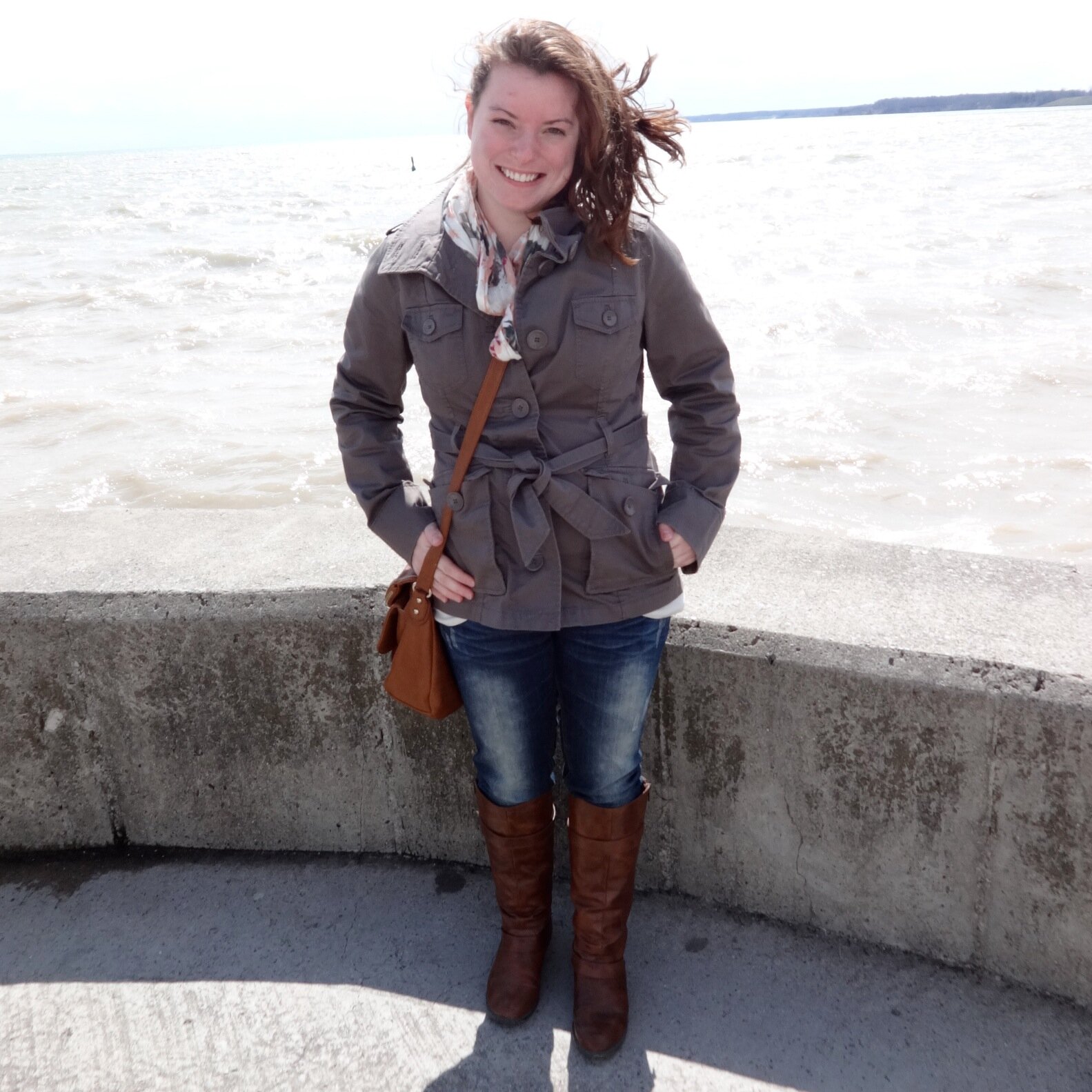 EmilyCadger's profile picture. art historian in training, 19th century socialist & scientific illustrations, UBC, general plant enthusiast and dog lover - she/her