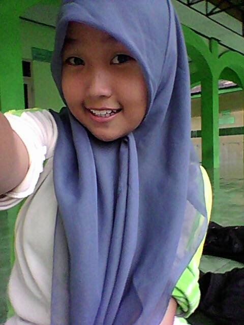 Islamic Junior High School | IX-A | Surabaya, 14 November | 08-07-2013 :* {} | follow me | follback? just mention! :)