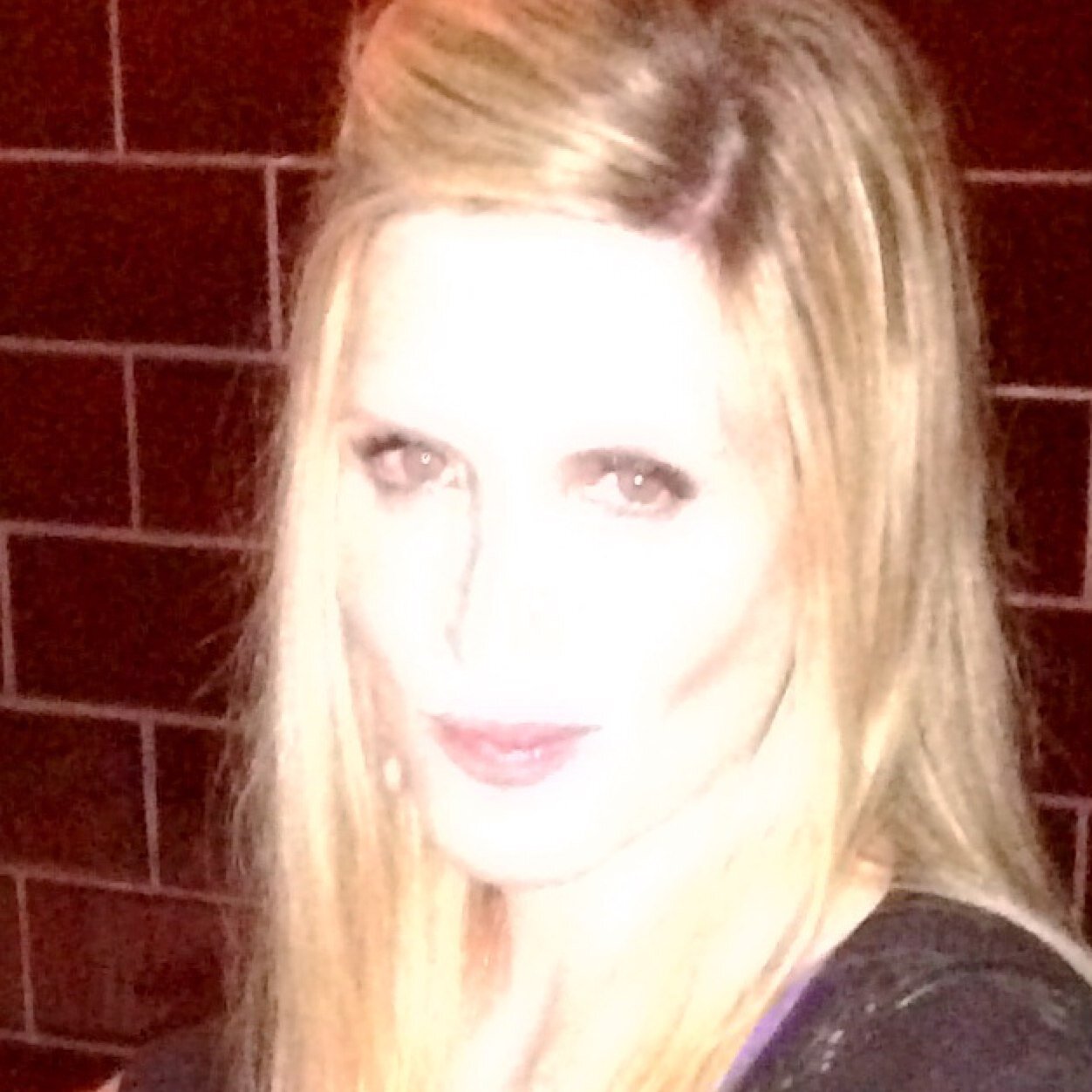 fitrett's profile picture. Portland, OR to NYC. Pilates, nutrition, healthy cooking, marketing consulting. Loves simple pleasures, nature, dogs, Pacific Ocean, duality, big hearts.