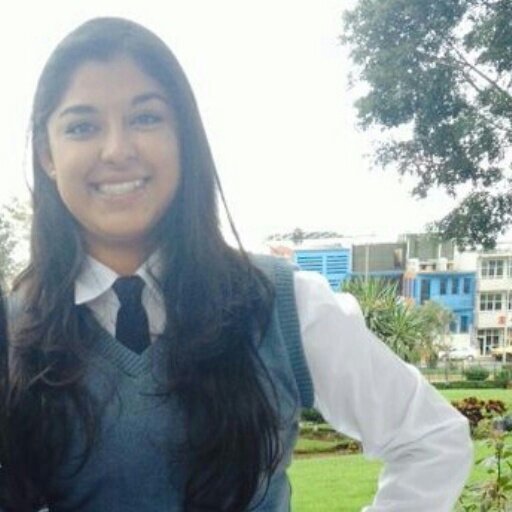 monse_mariscaal's profile picture. El sentido del humor es como el sentido de la vida, el que carece de él, se pierde de una gran parte.