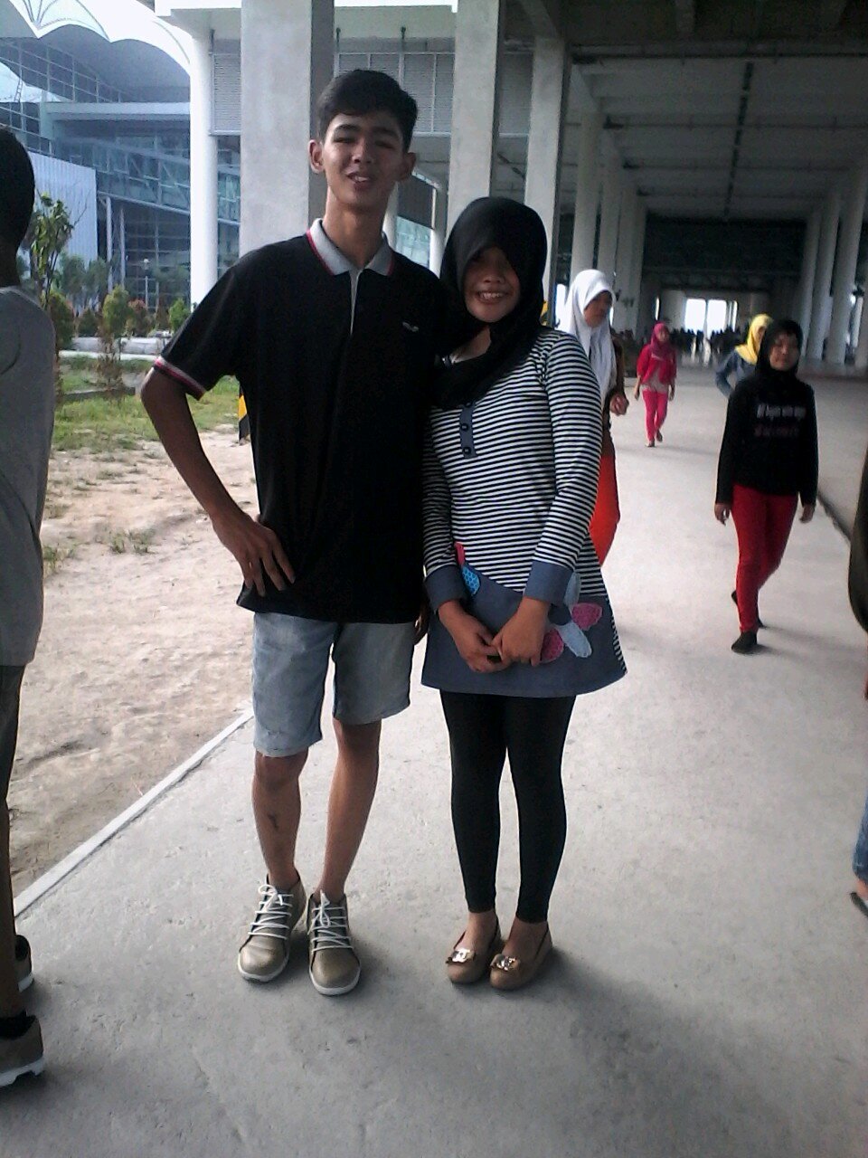 ElviFika's profile picture. Mama segalanya bagi ku akan tetap hidup dihati walau jasatnya tak lagi ada :)