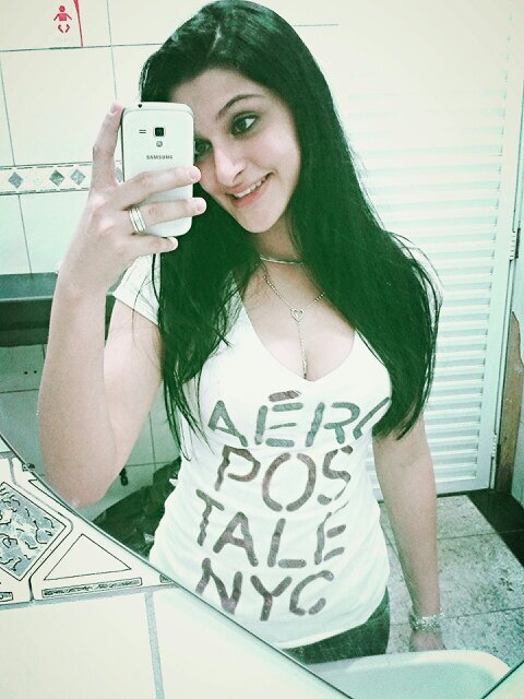 nunca espere nada de ninguem ; se surpreender é sempre melhor do que se decepcionar!