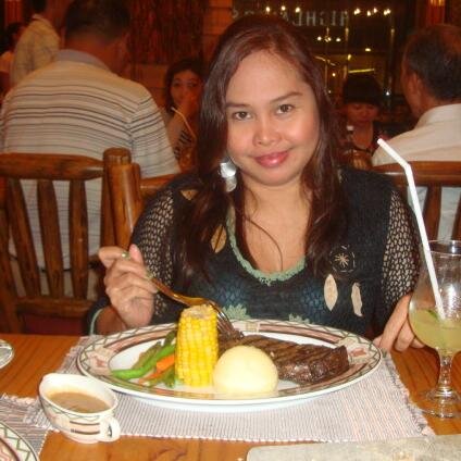 hugabblebear's profile picture. 