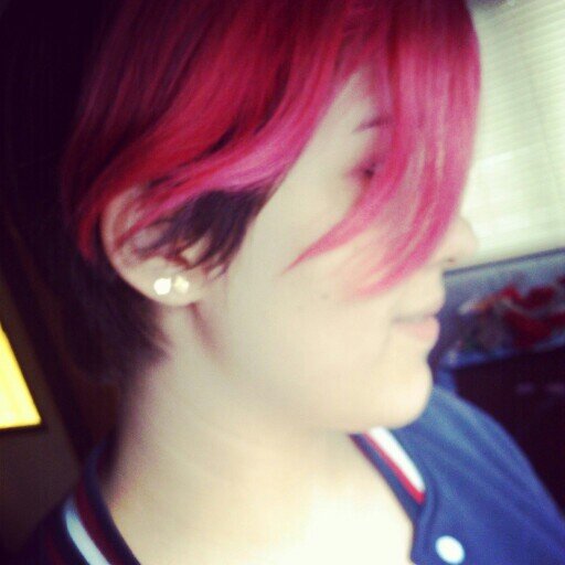 Sofeuz's profile picture. Enfermera y orgullosa 🏳️‍🌈