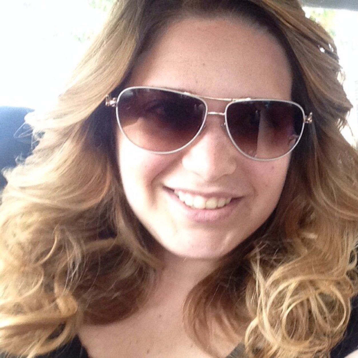 Ash_recruiter_'s profile picture. my time @ pebble (smartwatch maker) I support all of engineering & Marketing in Palo Alto & Waterloo. if you want to know more about us sent me a tweet!