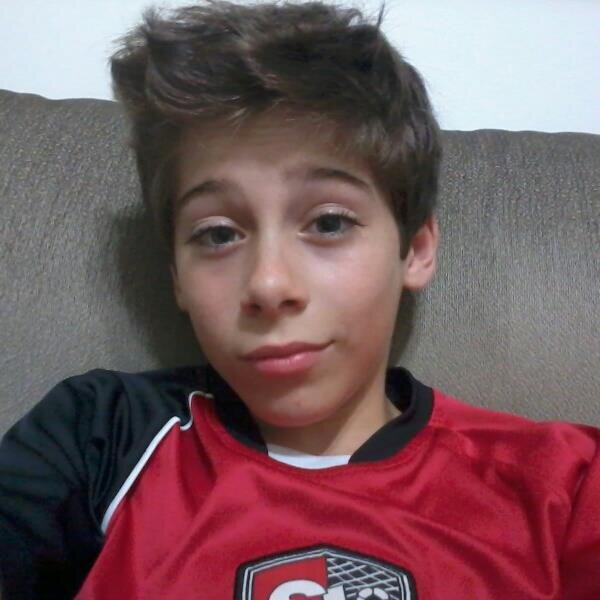 Fuuut, Libra - 13 anos , follow me!