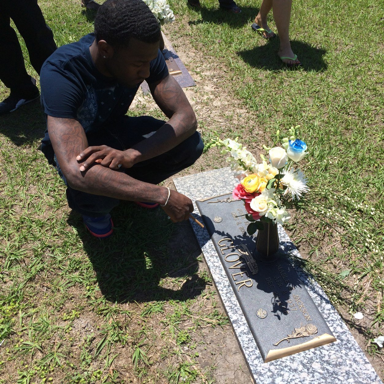 ayeone5252's profile picture. Musik........