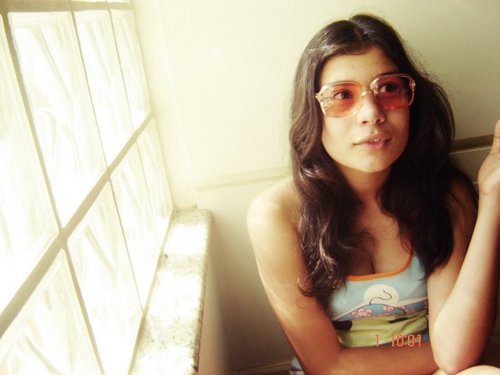 viiva_'s profile picture. alma não tem cor.