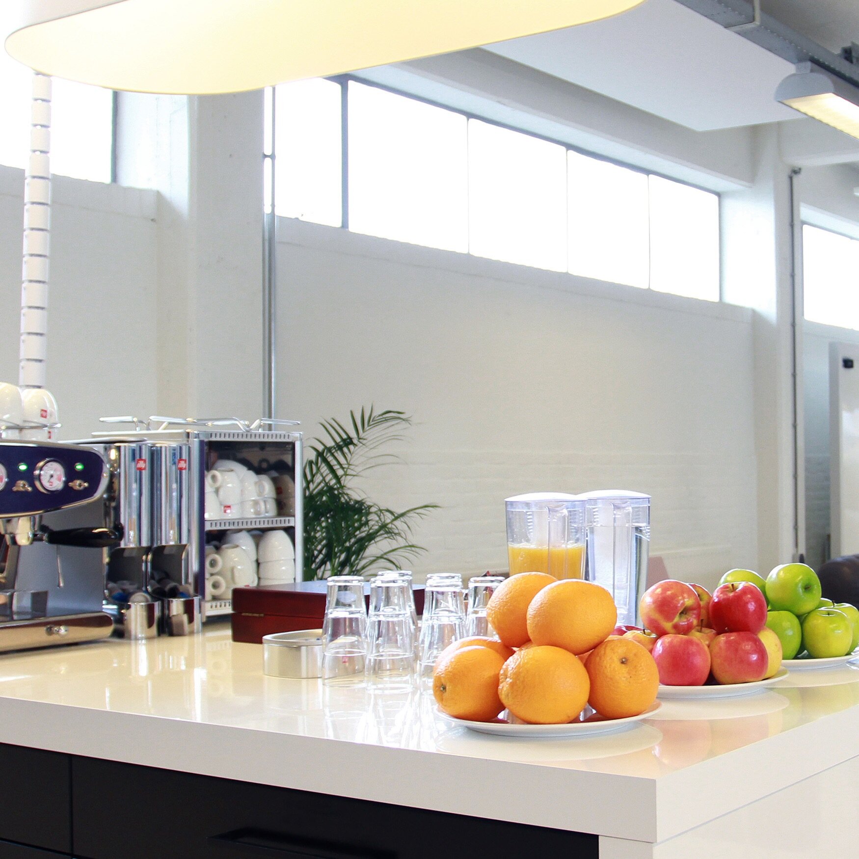 Tollensfabriek's profile picture. Great place to meet, innovative, industrial, brainstorm powerhouse, centraal in de Randstad! Love it!