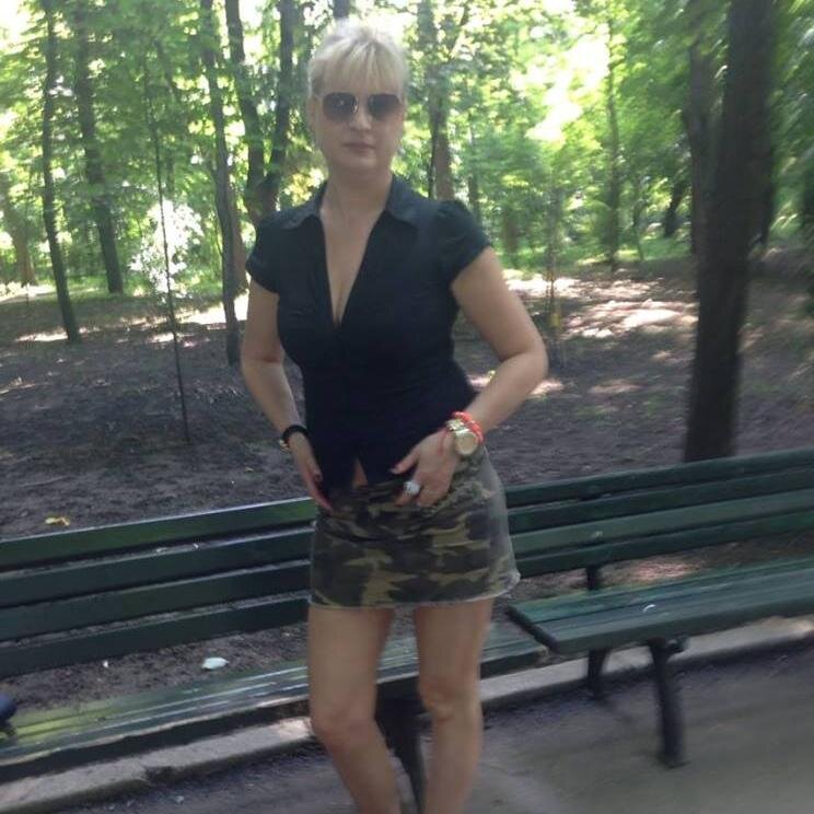 Ely_Elisabeta's profile picture. 