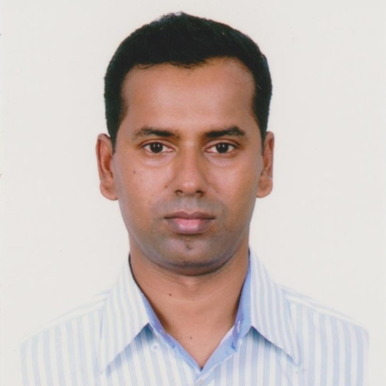 I am a banking professional with Twenty-two years of experience at STANDARD CHARTERED BANK, I am more comfortable working in technology and innovation areas.