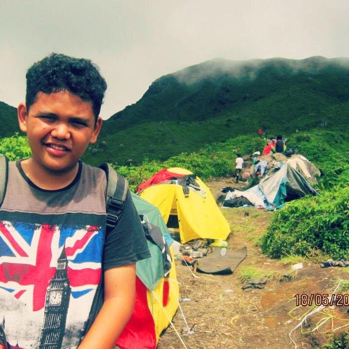 Nanda Triashadi/29.08.1999/SMP 1 Curup timur/my wechat ID : Triashadi_nanda/my fb : Triashadi nanda//