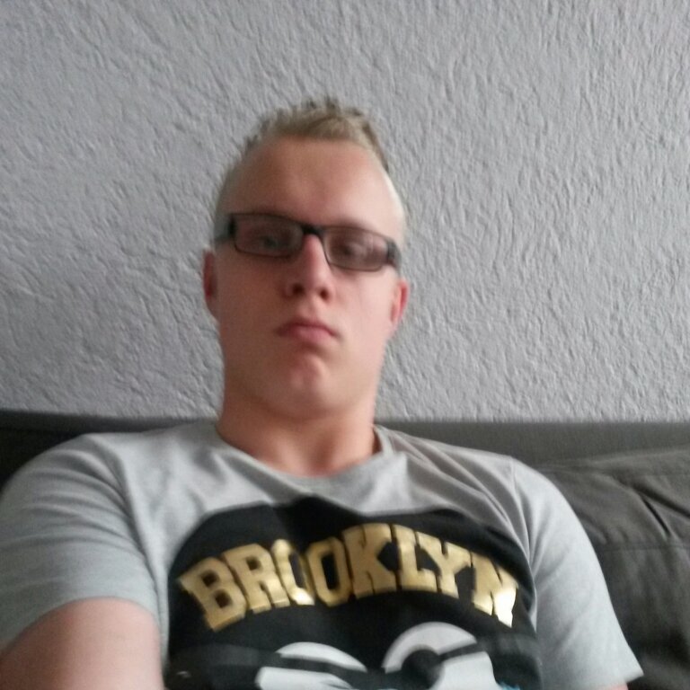 BroseDaniel's profile picture. Don't be a lemon be a rosebud and i'm gonna kick your ass