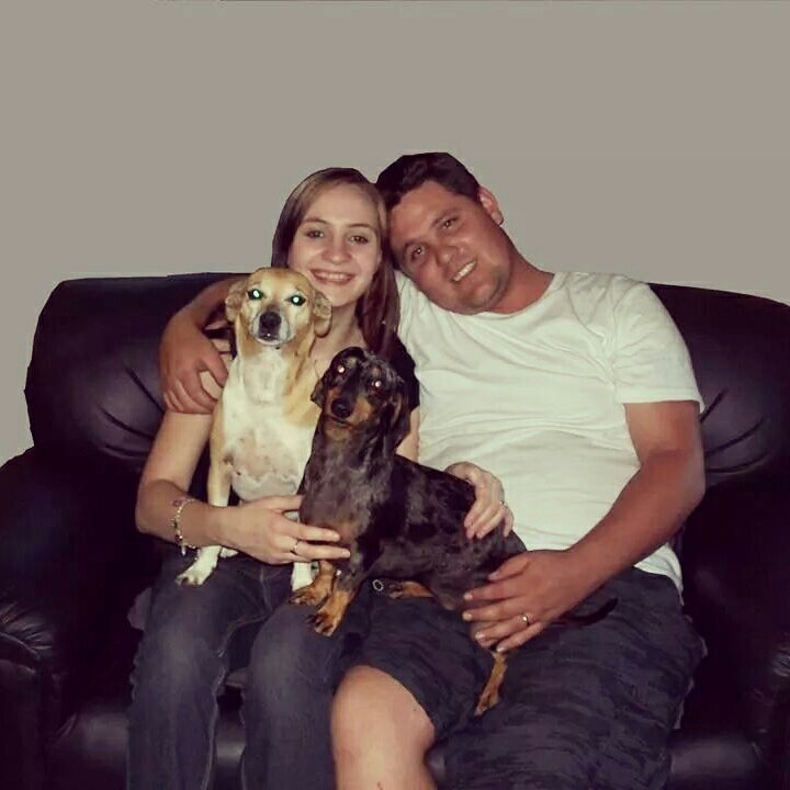 JonellR's profile picture. Vrou van 'n wonderlike man en ma van twee oulike hondjie kinders.