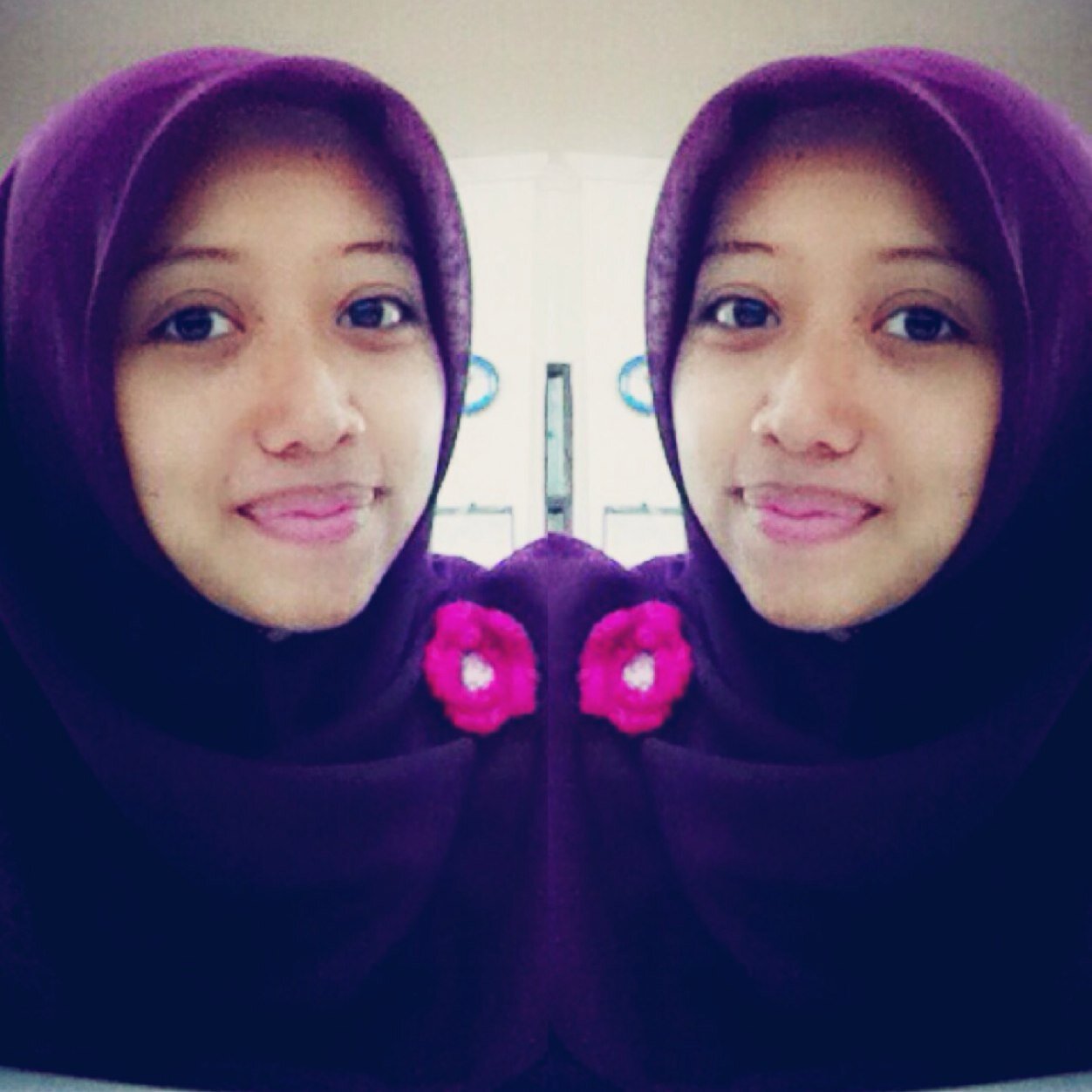 IntanJn's profile picture. 