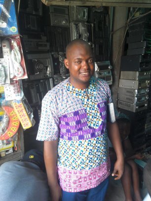 Married with 3 kids nd a pastor with d lords chosen ministry