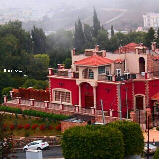 moony2599's profile picture. 