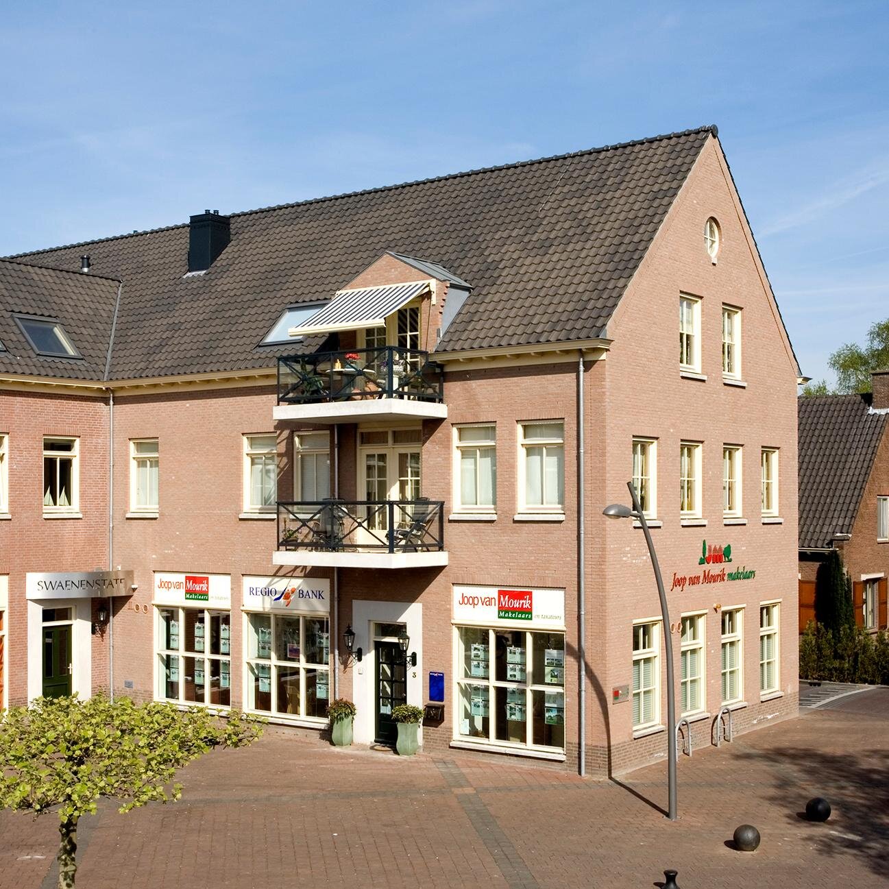 Makelaar I Woningen I Nieuwbouw I Bedrijven I Taxaties I NVM I Al meer dan 35 jaar een begrip in de Betuwe. Bel 0488-442906