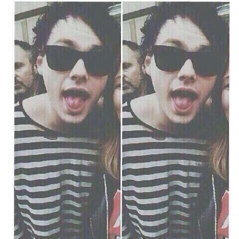 ☮ •hii cutie, could you please follow @daintyiero it would mean a lot (if you already follow me there thank you ily) and ask for a dm to michael if you want• ☮