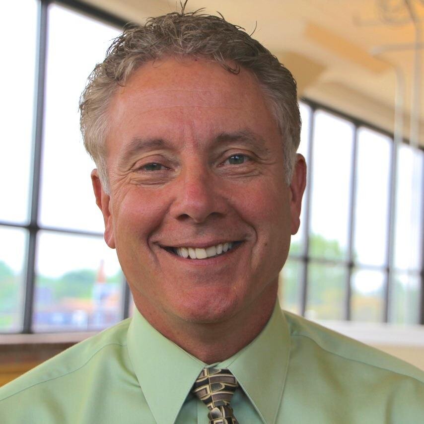 MrWordKraft's profile picture. I write the words that make the whole world sing. I write the words for biz and technical things. || Writing that trains, sells and motivates.