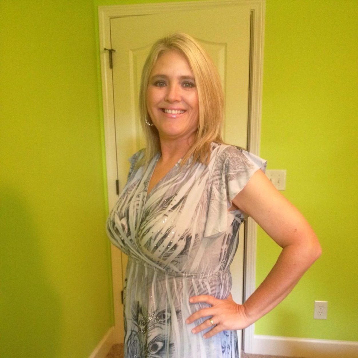 I am married and have two beautiful girls, Samantha and Campbell. I give fastpitch softball pitching and hitting lessons.