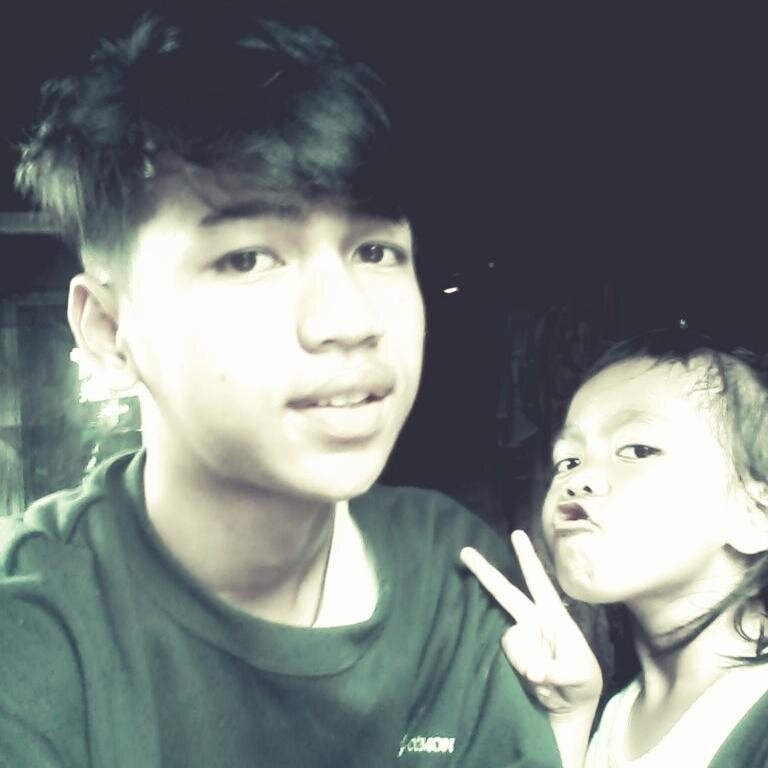 fajar_hidayah96's profile picture. Mau Motivasi , Kata Bijak ,  , follower gratis , Curhatan semuanya ada disini :)) Yuk follow aja @fajar_hidayah96 bikin harimu semakin berwarna ..