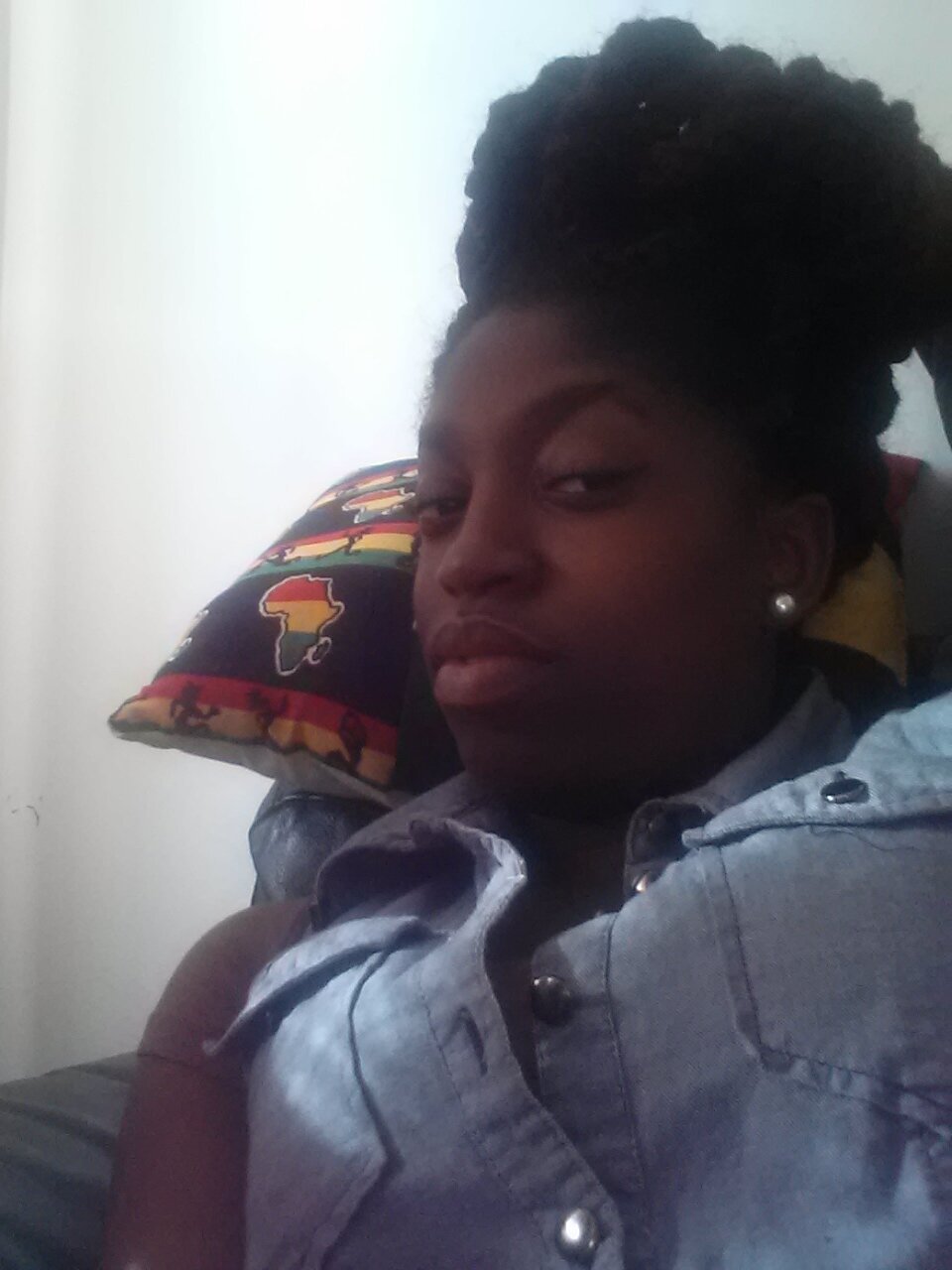 awaitingbeauty's profile picture. Just Ask!