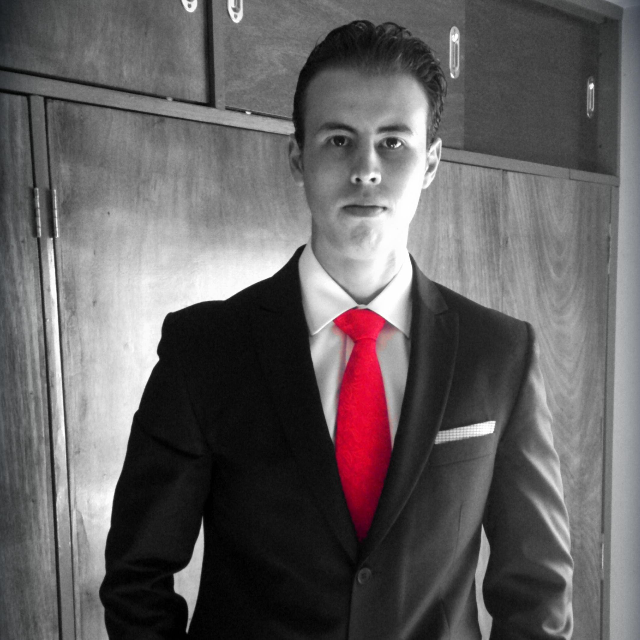 Programador web y mobile, diseño grafico, Ethical Hacker y Hacking Forensics Investigator