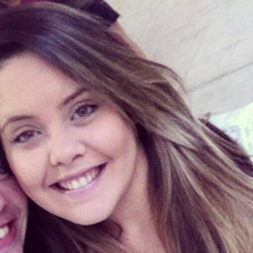 lauraguiarr's profile picture. É tudo questão de ponto de vista, o meu é o certo e o seu errado