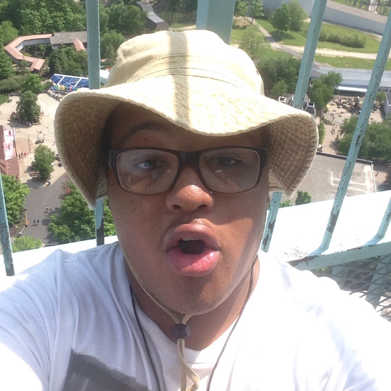 SG_Solidus's profile picture. Captain of the Upper Echelon Gaming