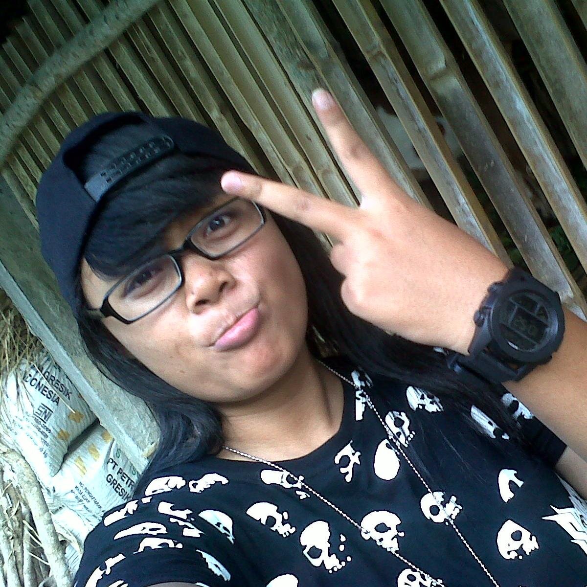 Gak perlu cantik fisik , cantik hati dan keren sudah cukup :D | 29DA2A6B