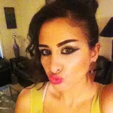 auravalle403's profile picture. Para tu amor, lo tengo todo desde mi sangre hasta la esencia de mi ser